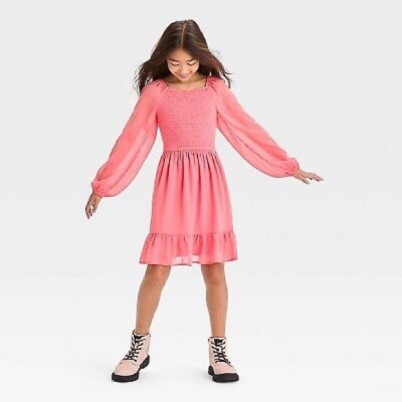art class Other - Art Class Smocked Bodice Chiffon Dress